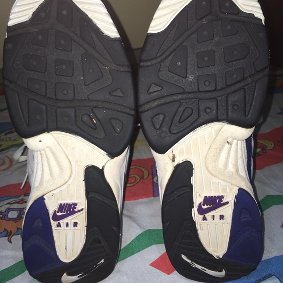 VINTAGE NIKE AIR CROSS TRAINING MENS SHOES SZ 9 - Picture 7 of 8